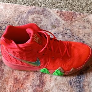 Kyrie 4's!